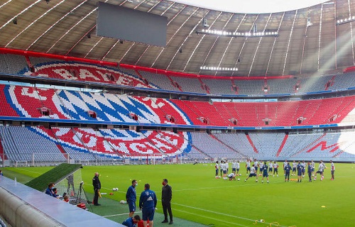 Sự trở lại đầy hào hứng của Bundesliga và Premier League